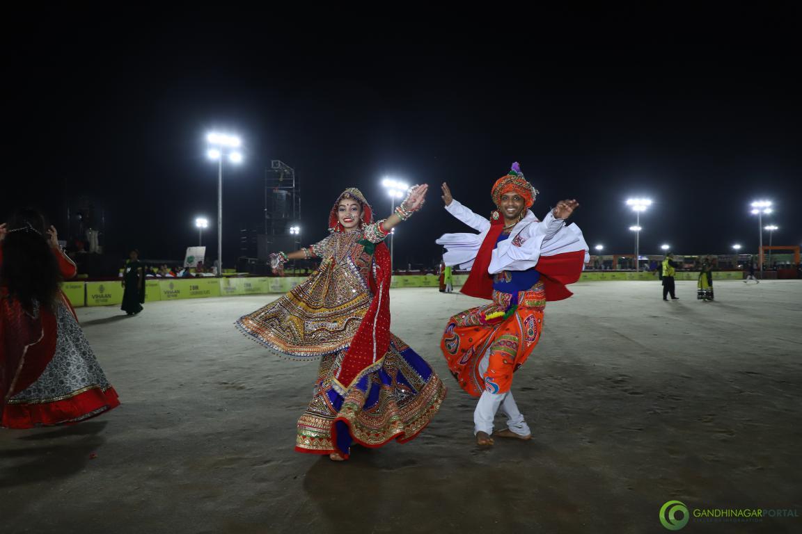 1_Gandhinagar-cultural-forum-Navratri-2019-day-3-4