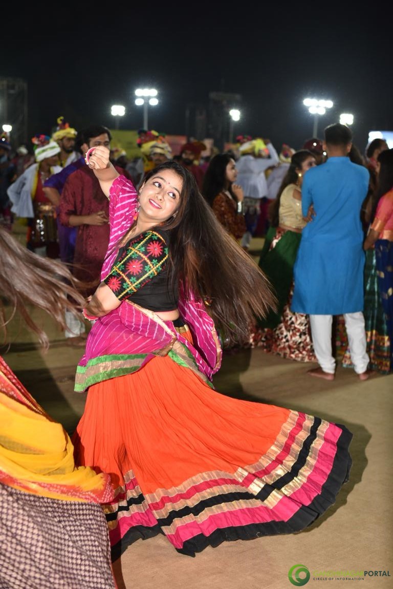 gandhinagar-cultural-forum-navratri-2019-day-6-128
