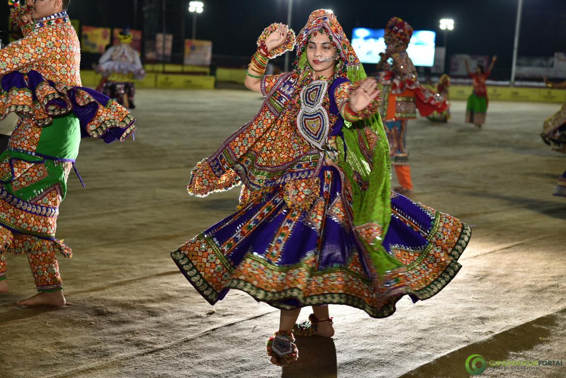 gandhinagar-cultural-forum-navratri-2019-day-6-81