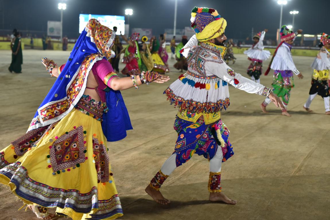 gandhinagar-cultural-forum-navratri-2019-day-7-129