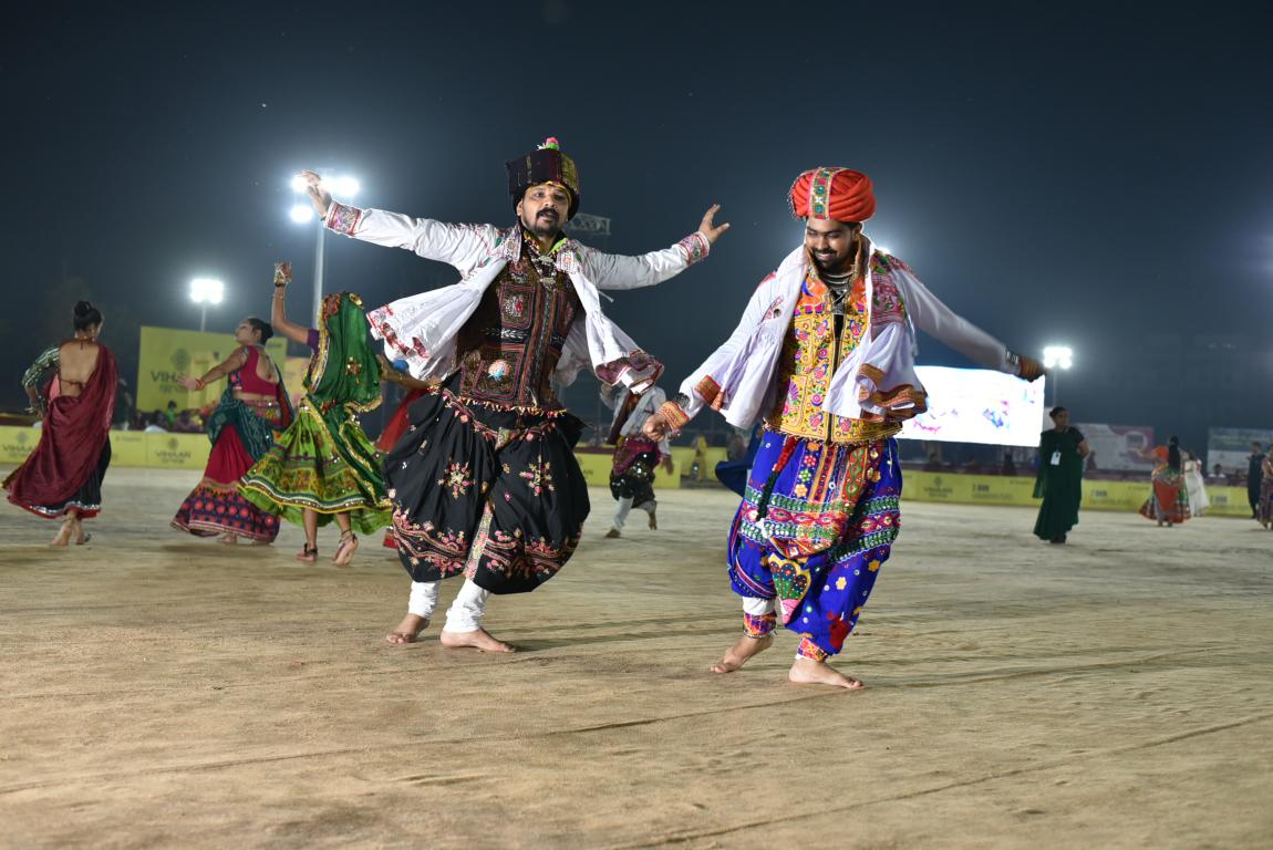 gandhinagar-cultural-forum-navratri-2019-day-7-132