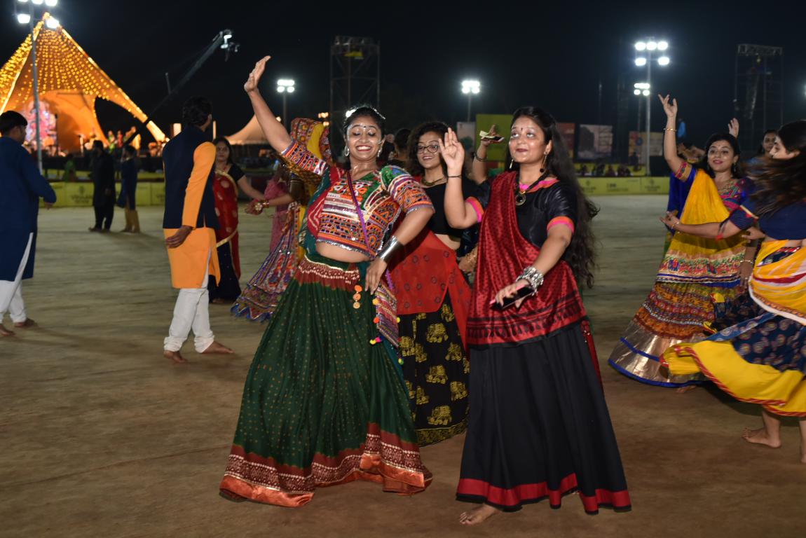 gandhinagar-cultural-forum-navratri-2019-day-7-140