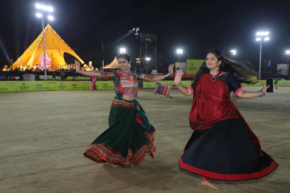 gandhinagar-cultural-forum-navratri-2019-day-7-21
