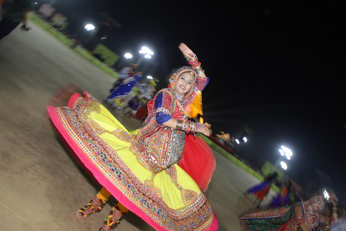 gandhinagar-cultural-forum-navratri-2019-day-7-38
