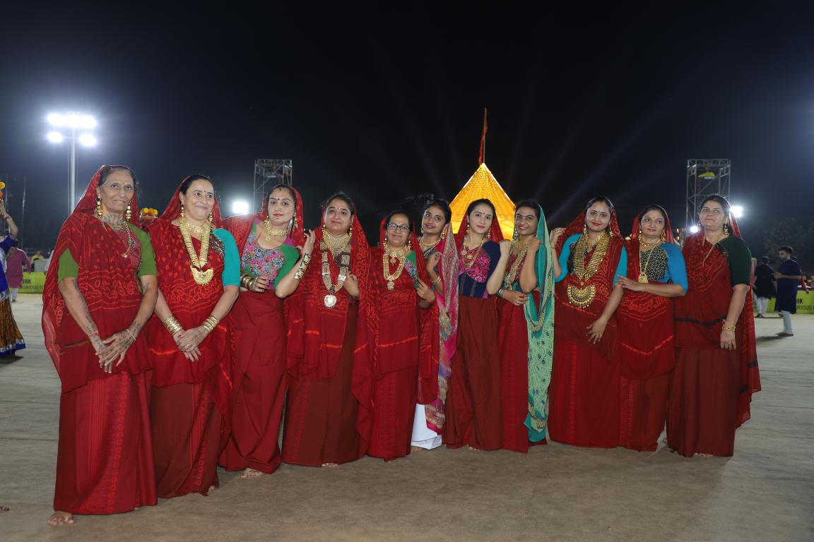 gandhinagar-cultural-forum-navratri-2019-day-7-62