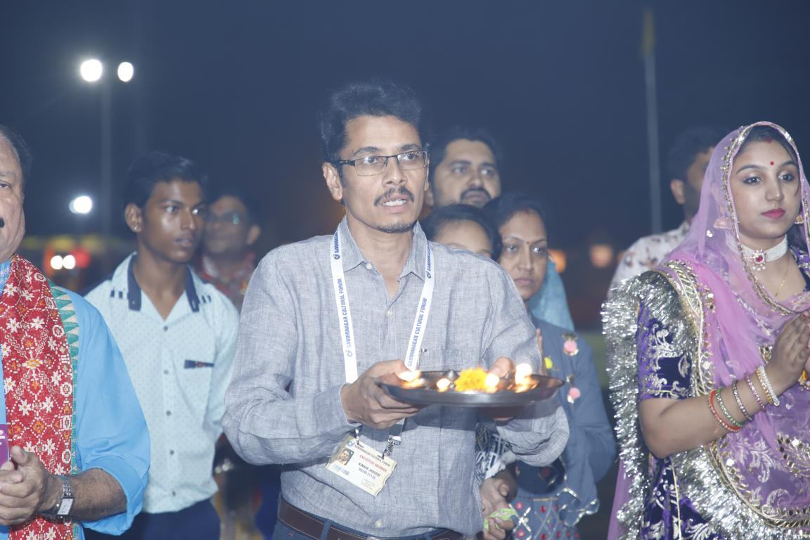 Live Navratri - Gandhinagar Cultural Forum 2018 Day 6 (20)