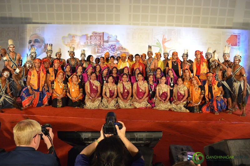 shri-modi-inaugural-ceremony-gujarat-travel-mart-2013-mahatma-mandir-gandhinagar-100