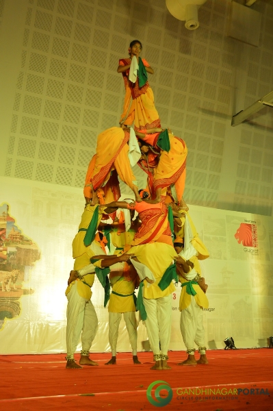 shri-modi-inaugural-ceremony-gujarat-travel-mart-2013-mahatma-mandir-gandhinagar-75