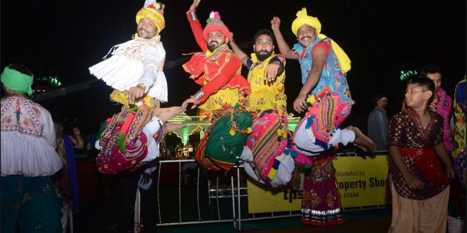 live garba gandhinagar cultural forum maha aarti gujarat india